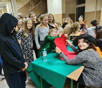 723ff789-3ef9-45c8-b480-e3ffe9a0cab9