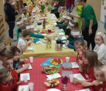 9a96ea49-62d4-4669-b1e2-8baa99818077